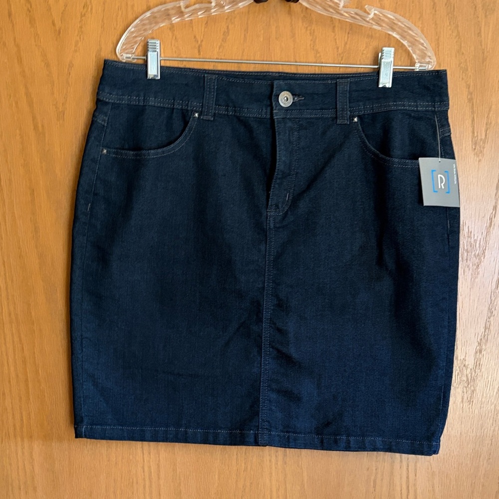 Relativity Navy Straight Denim Skirt